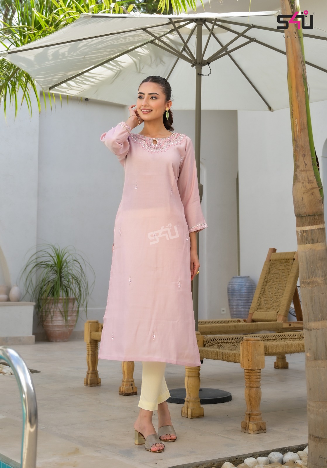 S4U GLAMOUR ROMAN SILK KURTI CATALOGUE DISTRIBUTOR IN SURAT