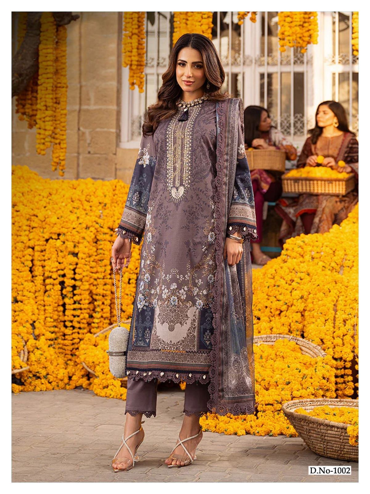 SHREE OM FAB ALIYA B KARACHI SUITS WHOLESALER