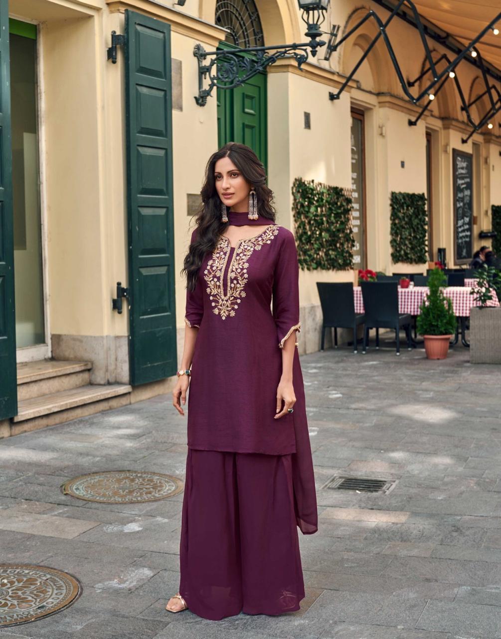 SAYURI DESIGNER TARAA DESIGNER READYMADE SUITS