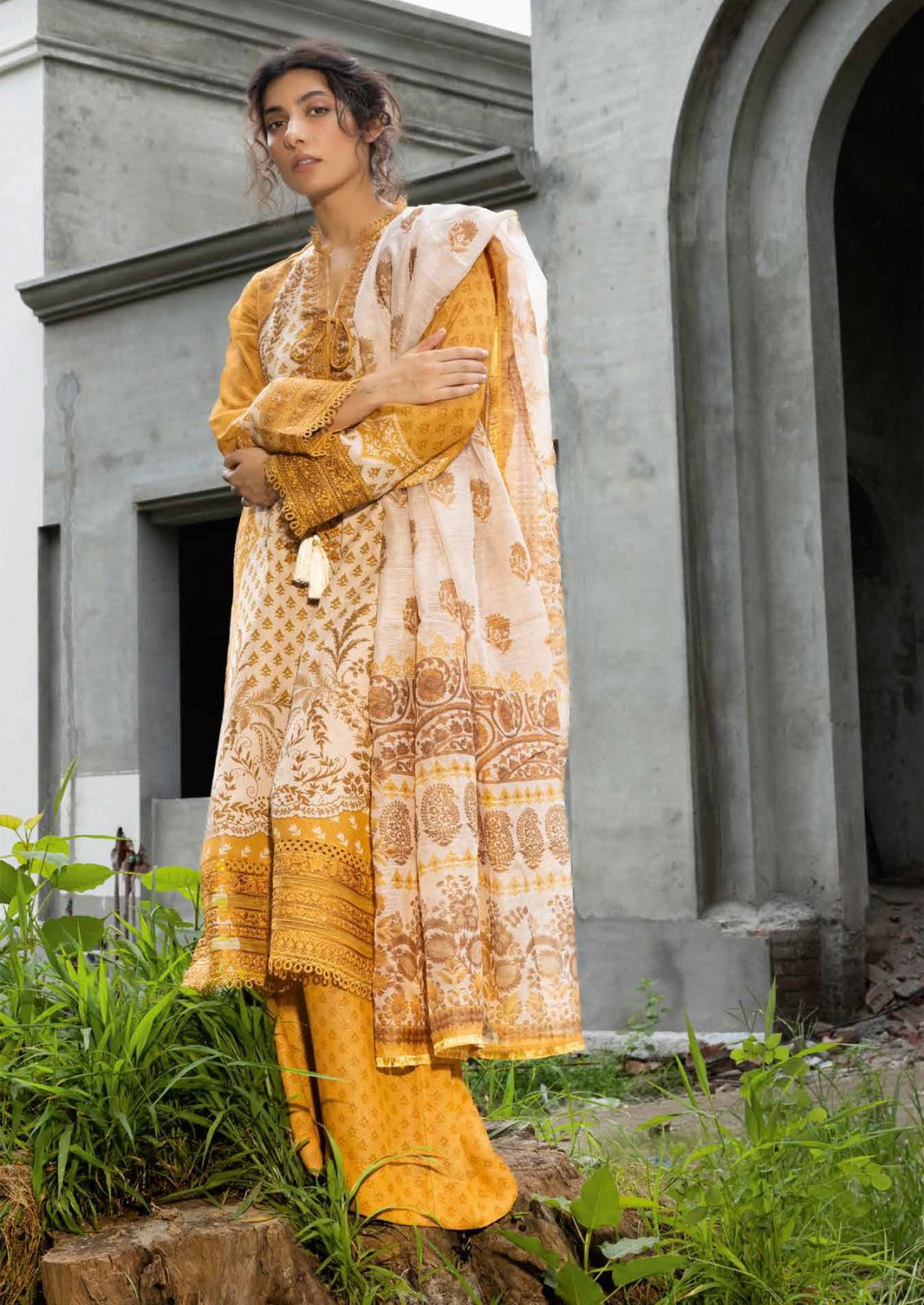 JADE CRIMSONS VOL 11 PURE LAWN KARACHI SUITS