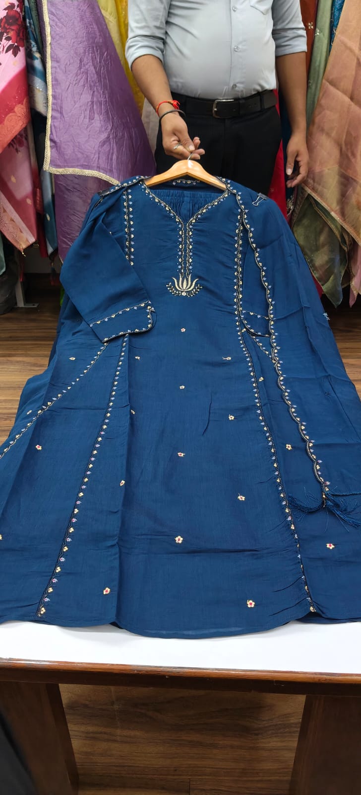 LATEST THREE PIECE SET COMBO IN WHOLESALE