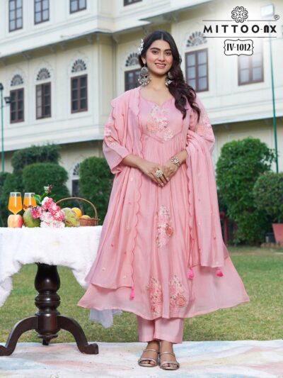 MITTOO 1012 EMBROIDERED THREE PIECE SET IN COMBO