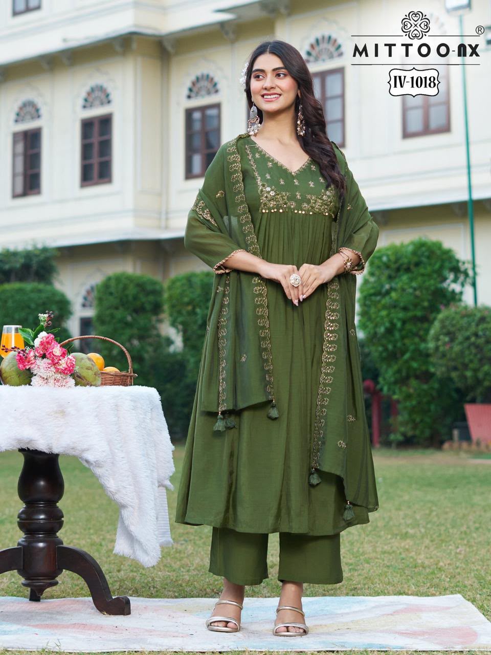 MITTOO 1018 FANCY THREE PIECE SET IN COMBO