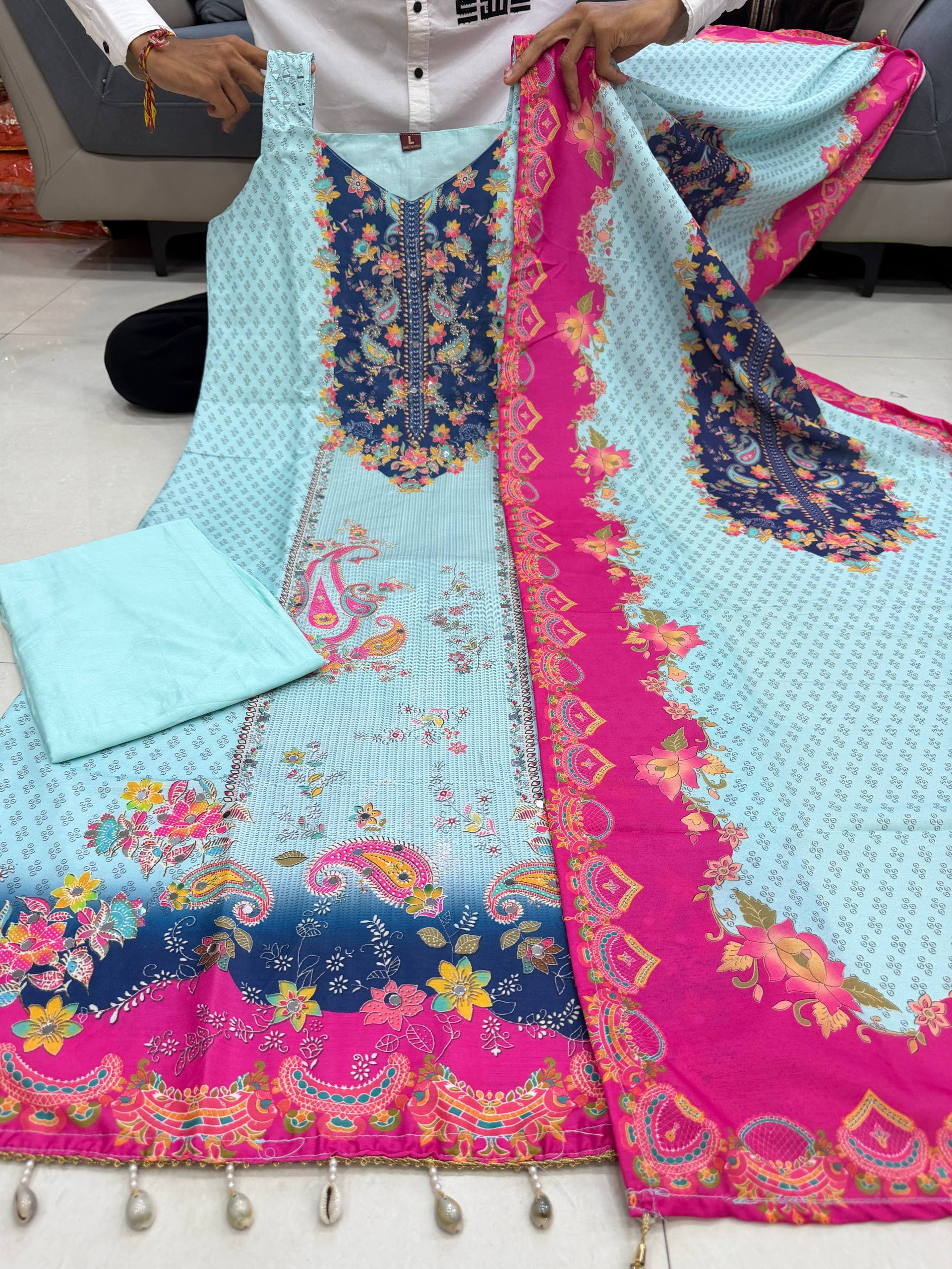 AD 1388 READYMADE THREE PIECE IN WHOLESALE