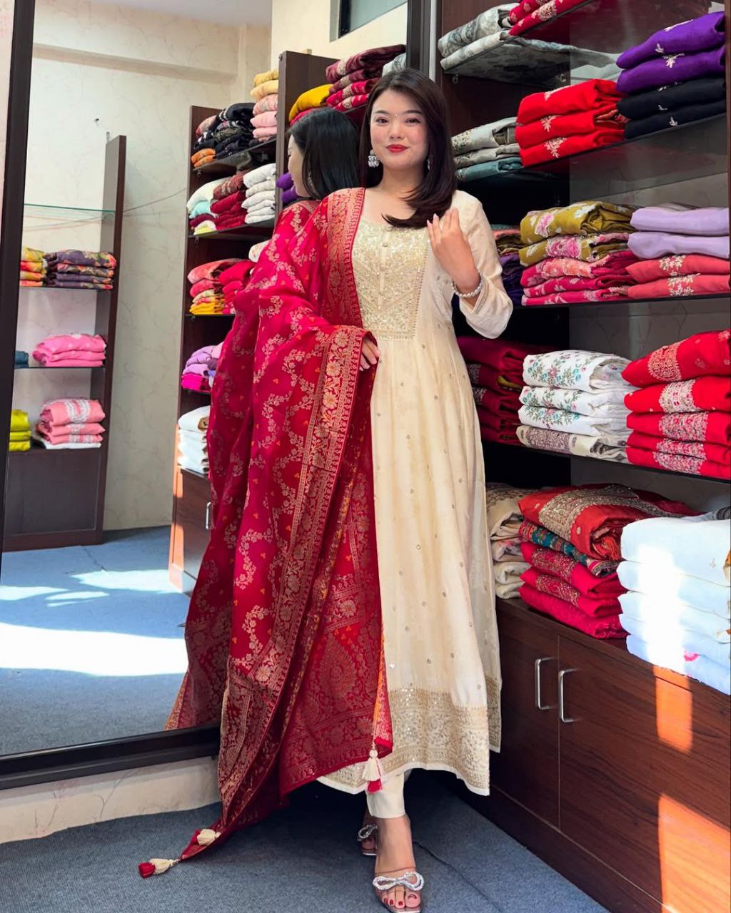 AD JASN E BAHARA BANARASI SILK GOWN IN WHOLESALE