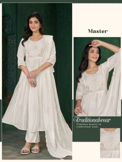 AT MASTER HANDWORK THREE PIECE SET IN COMBO