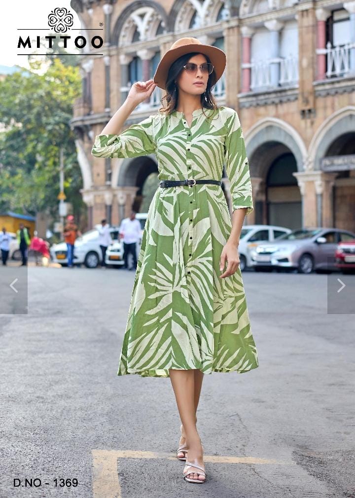 MITTOO BELT RAYON PRINTED GOWN IN WHOLESALE