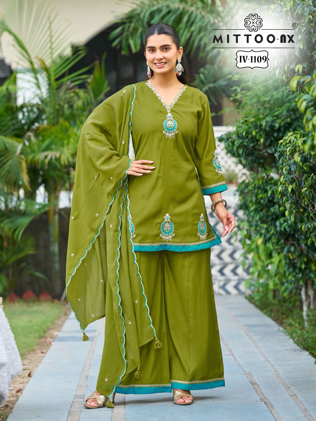 MITTOO NX IV 1109 & 1110 THREE PIECE IN WHOLESALE