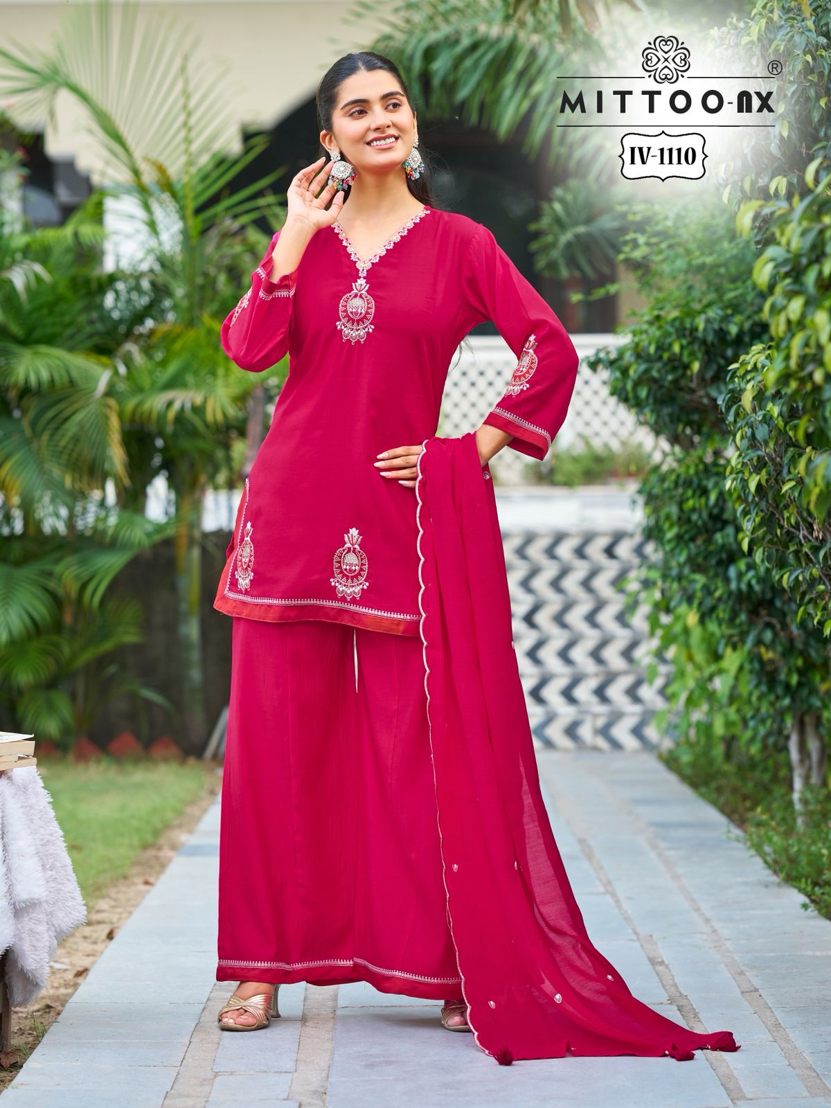 MITTOO NX IV 1109 & 1110 THREE PIECE IN WHOLESALE